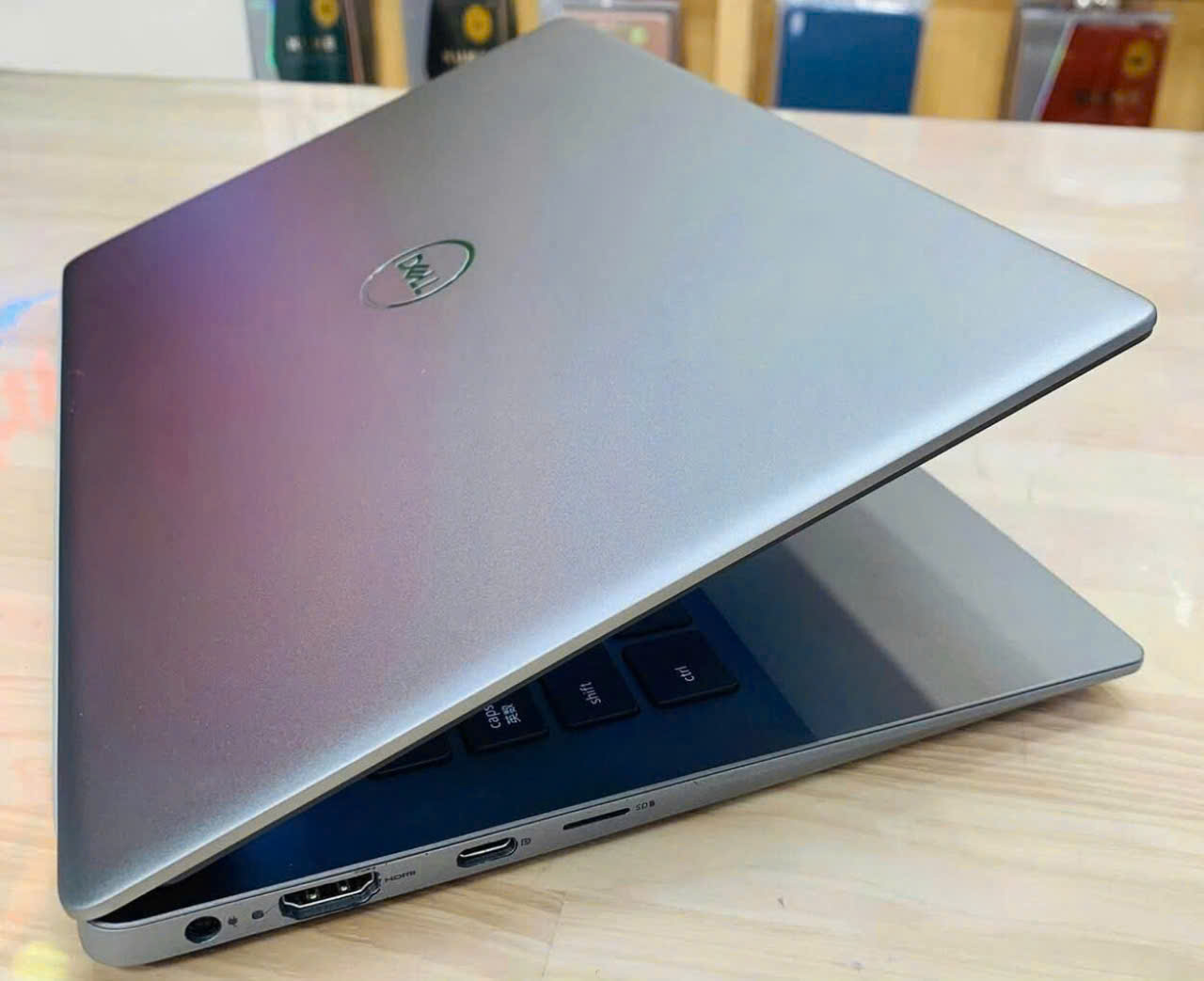 Thông báo tìm đồ thất lạc chiếc laptop hiệu DELL tại phòng B31.204 (Đã tìm được)